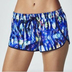 Fabletics Carrie Shorts - Reef Print - Small